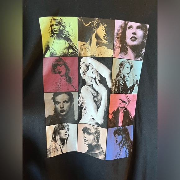 Taylor Swift The Eras Tour Concert Tee Merch Black Tee Medium - Picture 2 of 9